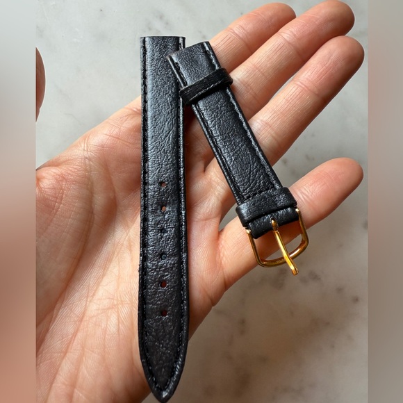 NEW GENUINE leather watchstrap watch band strap 20mm  black LEATHER & gold - Picture 1 of 4